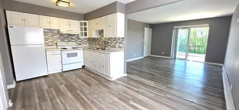 2602 E State St #3A, Burnham, IL 60633 photo 2