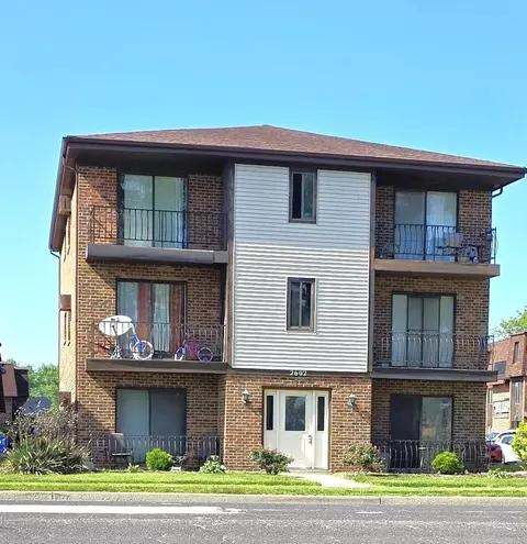 2602 E State St #3A, Burnham, IL 60633