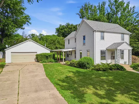 411 S Mckendrie St, Mount Morris, IL 61054