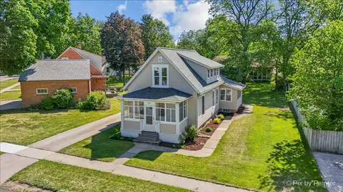 Other - 236 Short St, East Dundee, IL 60118 photo 1 of 11