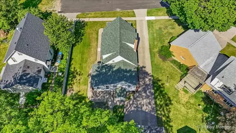View/Area - 236 Short St, East Dundee, IL 60118 photo 3 of 14