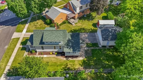 View/Area - 236 Short St, East Dundee, IL 60118 photo 5 of 14