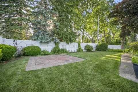 Exterior - 1920 Koehler Dr, Des Plaines, IL 60018 photo 7 of 7