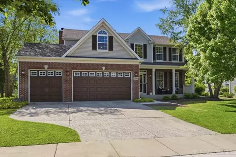 1291 Mcdole Dr, Sugar Grove, IL 60554