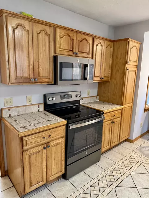 Kitchen - 602 S 9th St, Clinton, IA 52732 photo 1 of 3