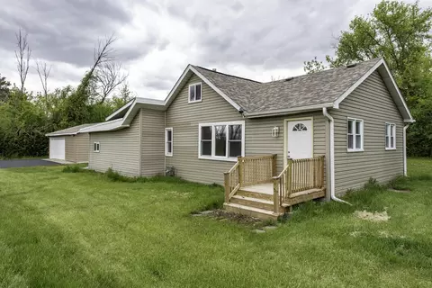 40510 N Marcus St, Antioch, IL 60002