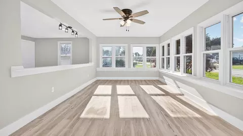 Living - 106 W North St, Danvers, IL 61732 photo 7 of 10