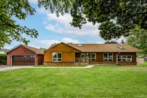 11647 S Tripp Ave, Alsip, IL 60803