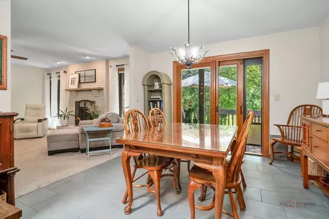 Dining - 845 Brian Ct, Gurnee, IL 60031 photo 2 of 3