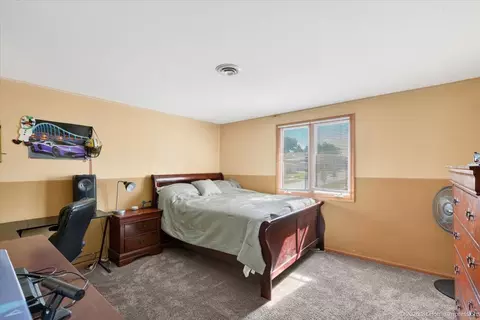 Bedroom - 19314 Beechnut Dr, Mokena, IL 60448 photo 3 of 3