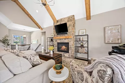 Living - 24809 W Easy St, Plainfield, IL 60586 photo 5 of 6