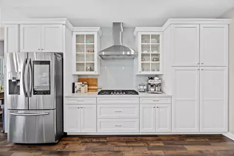 Kitchen - 24809 W Easy St, Plainfield, IL 60586 photo 4 of 5