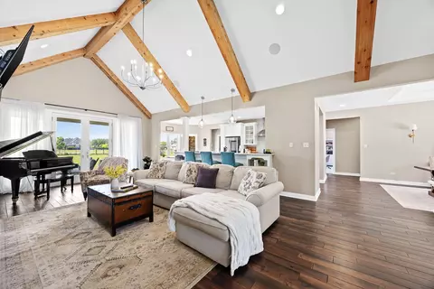Living - 24809 W Easy St, Plainfield, IL 60586 photo 2 of 6
