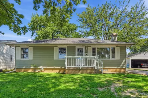 1009 38th Ave, East Moline, IL 61244