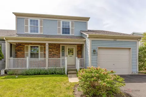 1687 Templeton Ct, Mundelein, IL 60060
