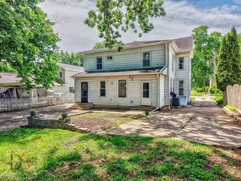 Exterior - 520522 E Main St, Ottawa, IL 61350 photo 7 of 8