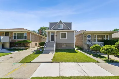 9139 S Oglesby Ave, Chicago, IL 60617
