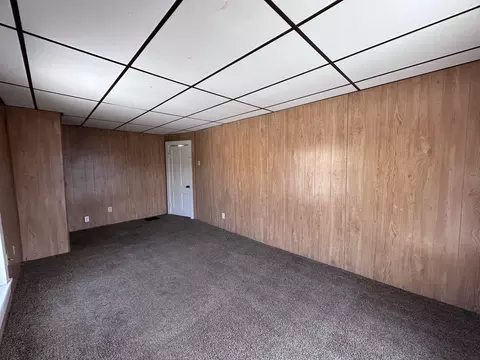 Living - 514 E Main St, Hoopeston, IL 60942 photo 2 of 9