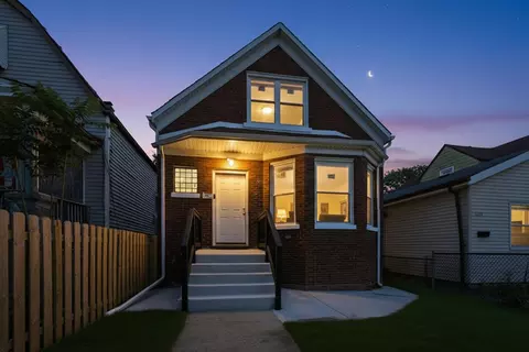 6833 S Aberdeen St, Chicago, IL 60621