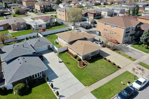 View/Area - 7849 W 79th Pl, Bridgeview, IL 60455 photo 4 of 6