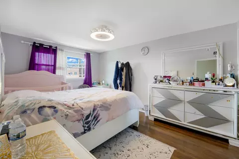Bedroom - 7849 W 79th Pl, Bridgeview, IL 60455 photo 1 of 4