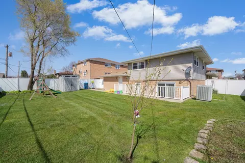 Exterior - 7849 W 79th Pl, Bridgeview, IL 60455 photo 1 of 2