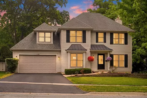 118 N 11th Ave, Saint Charles, IL 60174