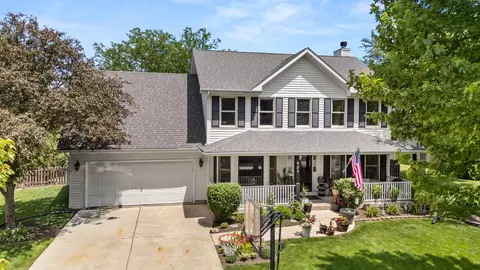 437 W Dekalb Dr, Maple Park, IL 60151