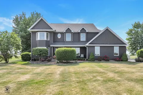 30820 S Indian Trail Rd, Wilmington, IL 60481