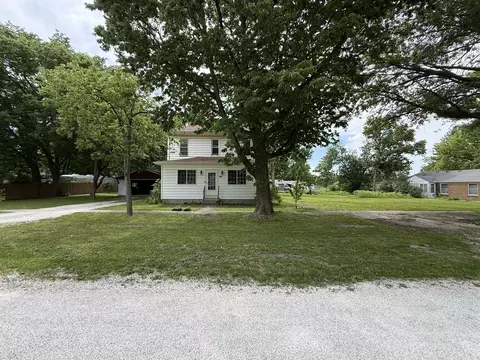 221 N Crossley St, Melvin, IL 60952