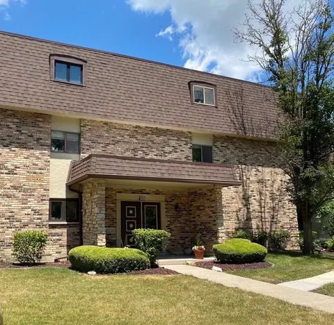 9186 South Rd #D, Palos Hills, IL 60465