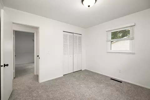 Bedroom - 362 S Barbara Dr, Kankakee, IL 60901 photo 6 of 6