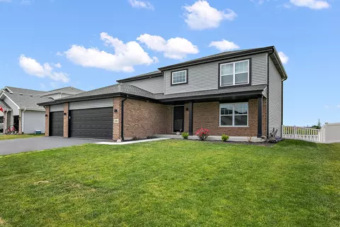 1398 Clifton Ave, Beecher, IL 60401