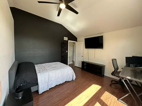 Bedroom - 19211 Brompton Ct, Mokena, IL 60448 photo 6 of 8