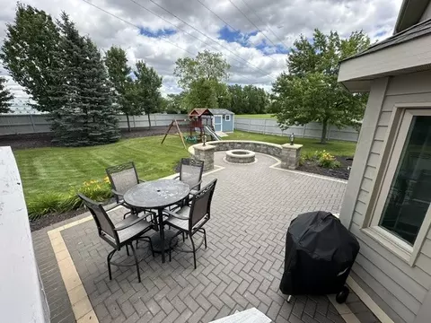 Exterior - 19211 Brompton Ct, Mokena, IL 60448 photo 7 of 17