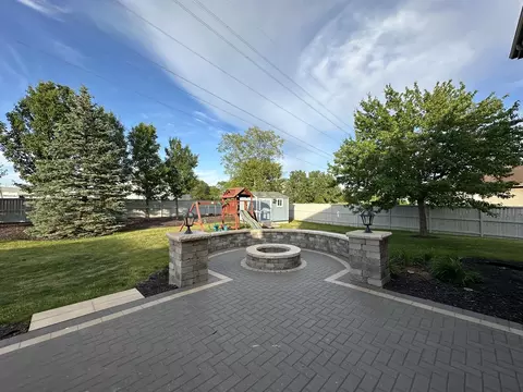 Exterior - 19211 Brompton Ct, Mokena, IL 60448 photo 3 of 17