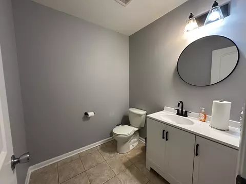 Bath - 19211 Brompton Ct, Mokena, IL 60448 photo 11 of 12
