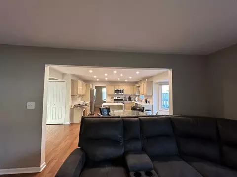 Kitchen - 19211 Brompton Ct, Mokena, IL 60448 photo 7 of 7