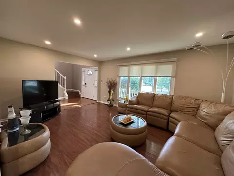 Living - 19211 Brompton Ct, Mokena, IL 60448 photo 3 of 8
