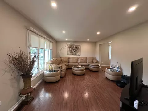 Living - 19211 Brompton Ct, Mokena, IL 60448 photo 2 of 8