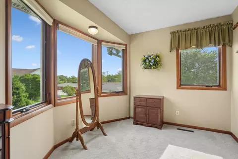 Bedroom - 811 16th St, Fulton, IL 61252 photo 5 of 7