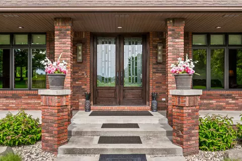 Entry Way - 606 Harvey Rd, Downs, IL 61736 photo 1 of 4
