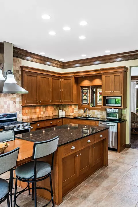 Kitchen - 606 Harvey Rd, Downs, IL 61736 photo 6 of 10