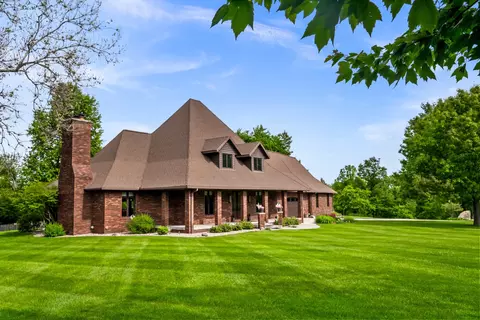 Exterior - 606 Harvey Rd, Downs, IL 61736 photo 2 of 19