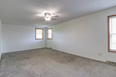 Bedroom - 301 Ash Ave, Morrison, IL 61270 photo 2 of 3