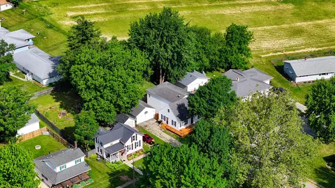 View/Area - 301 Ash Ave, Morrison, IL 61270 photo 3 of 4