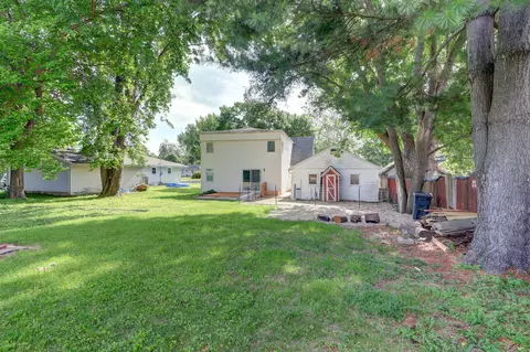 Exterior - 301 Ash Ave, Morrison, IL 61270 photo 5 of 5