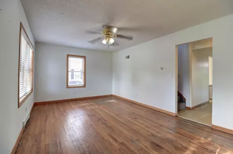 Living - 301 Ash Ave, Morrison, IL 61270 photo 1 of 6