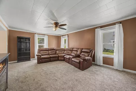 Living - 1206 E Main St, Clinton, IL 61727 photo 1 of 3