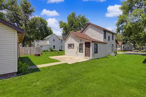 Exterior - 1206 E Main St, Clinton, IL 61727 photo 7 of 8